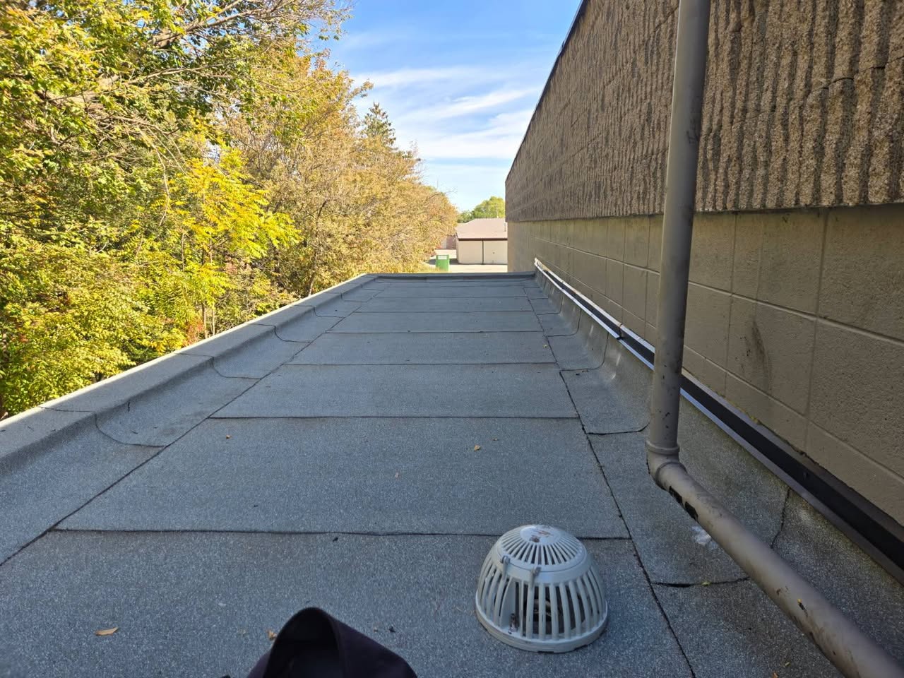 Fonthill Legion Torch-Down Roof — completed roofing work in Fonthill, ON (photo 4 of 4)