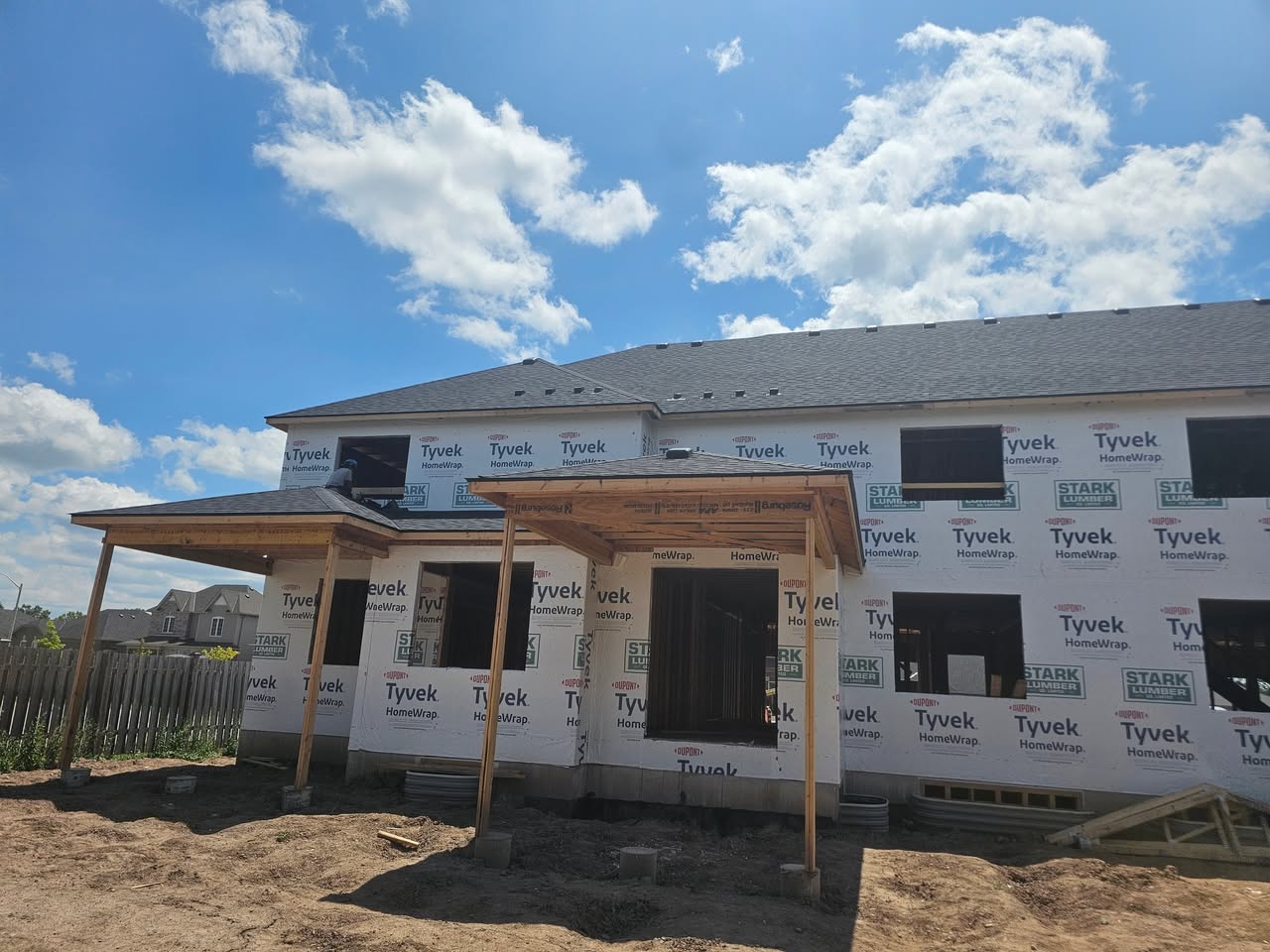 Parklane Homes — Fort Erie — completed roofing work in Fort Erie, ON (photo 3 of 4)