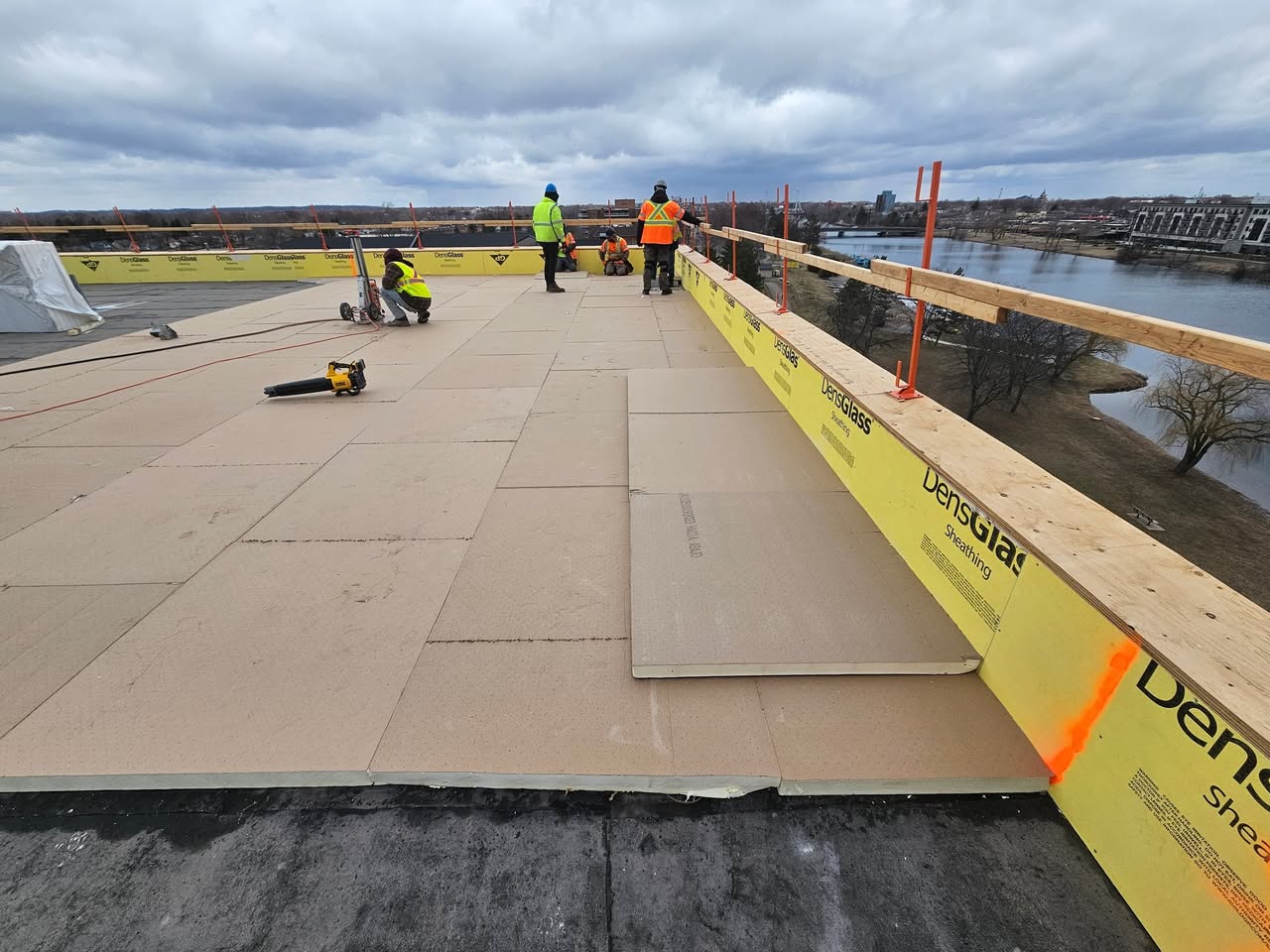 Prince Charles Condominium Re-Roof — completed roofing work in Niagara Region (photo 4 of 10)