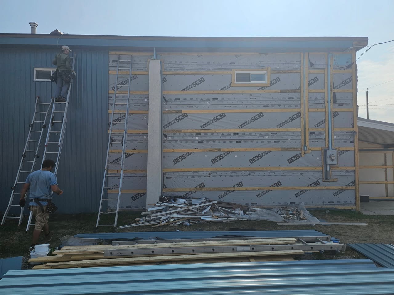 Welland Airport — Eagle Squadron 87 — completed roofing work in Welland, ON (photo 2 of 5)